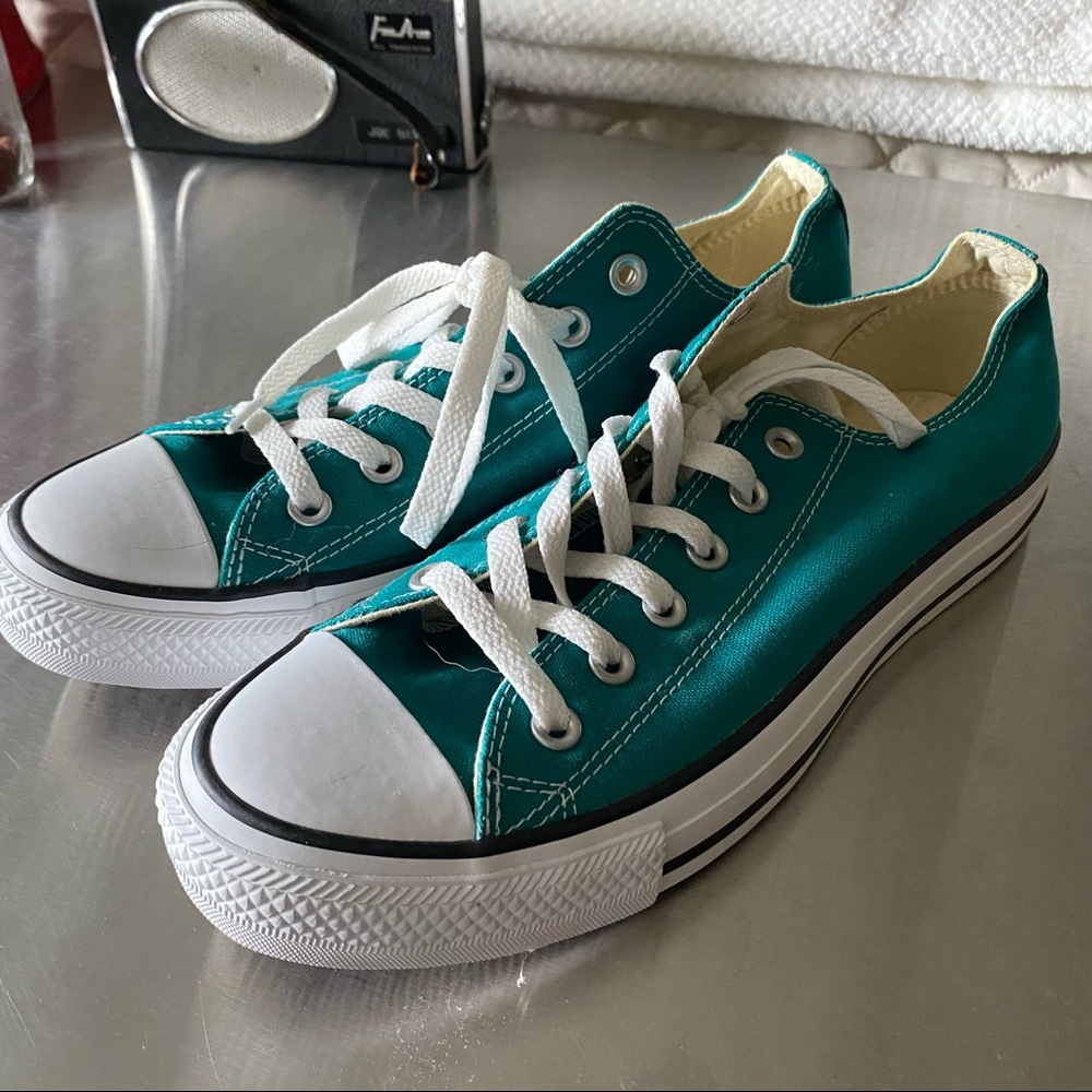 Size 10 Teal Converse All Star Shoes